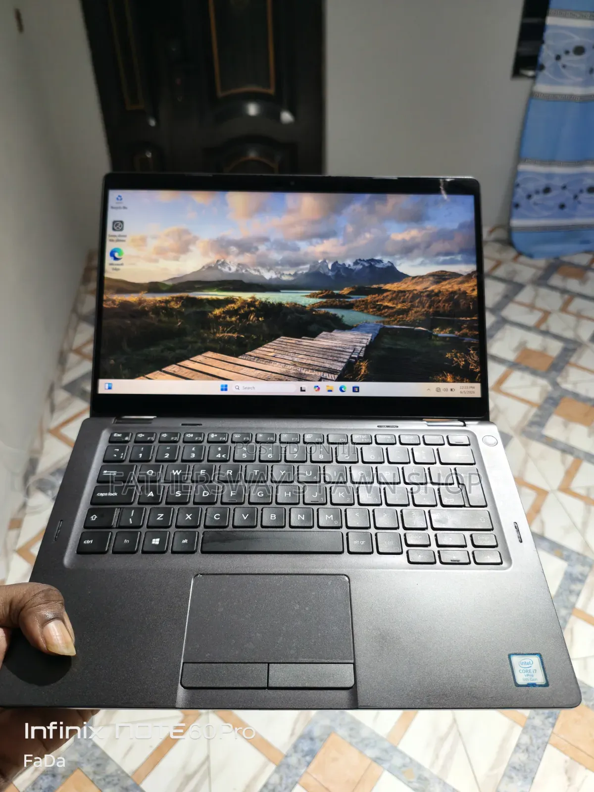 Laptop Dell Latitude 5300 8GB Intel Core i7 SSD 256GB