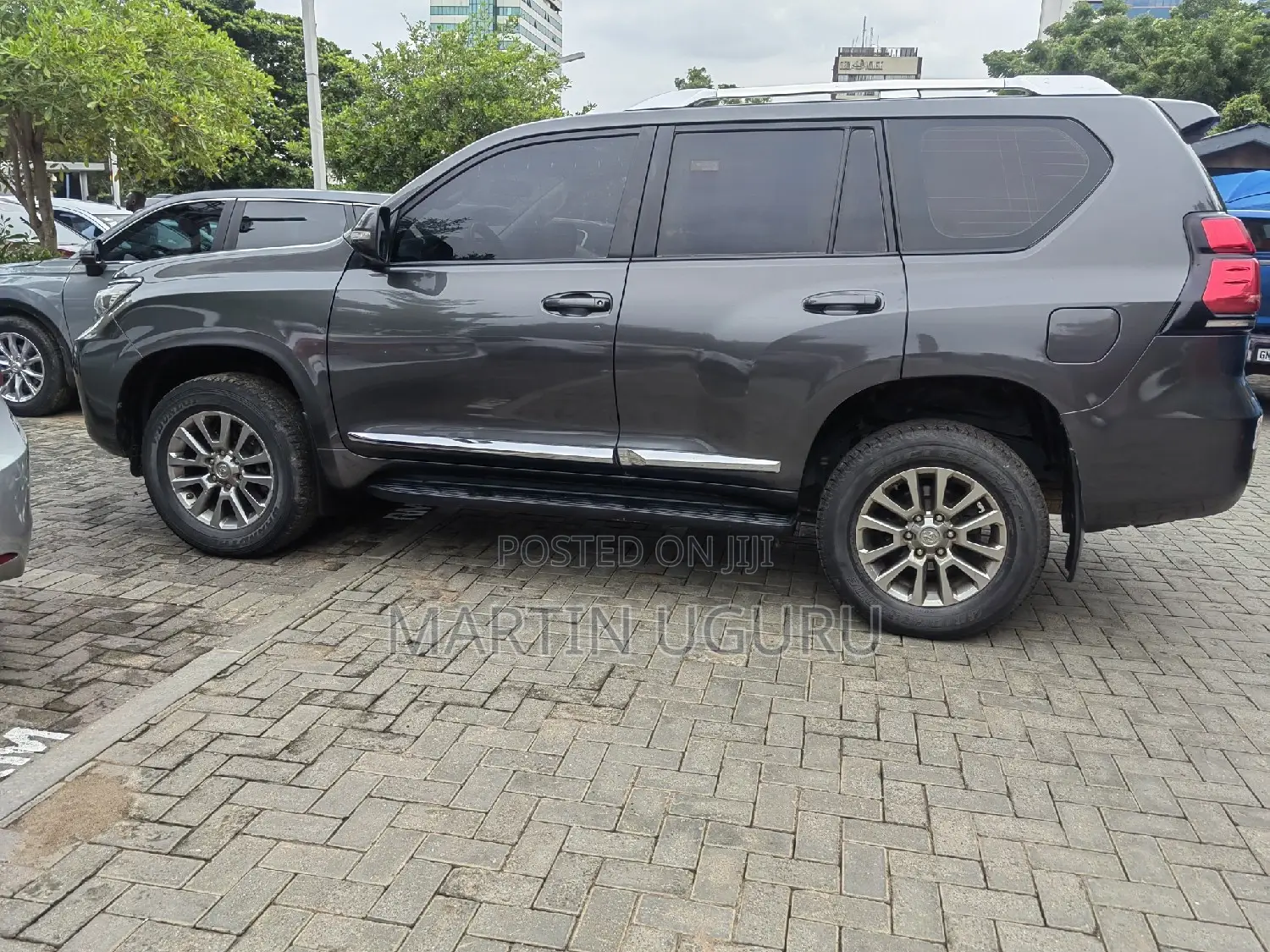 Toyota Land Cruiser Prado 2.7 2018 Gray