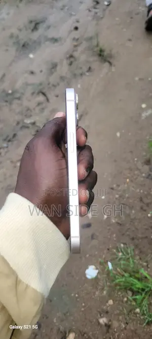 Apple iPhone 13 128 GB White