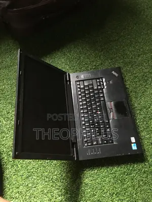 Laptop Lenovo ThinkPad L512 4GB Intel Core i5 HDD 128GB