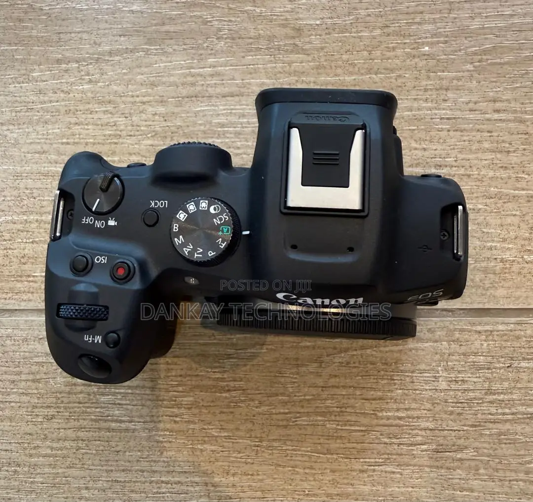 Canon Eos R7 Mirrorless Camera