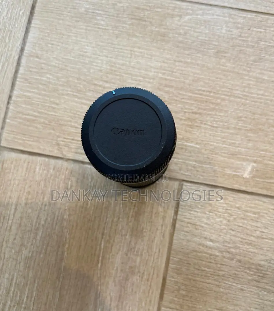 Canon Rf-S 55-210mm F/5-7.1 Is STM Lens (Canon Rf)