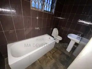 1bdrm Apartment in Madev Realty, Lapaz for rent