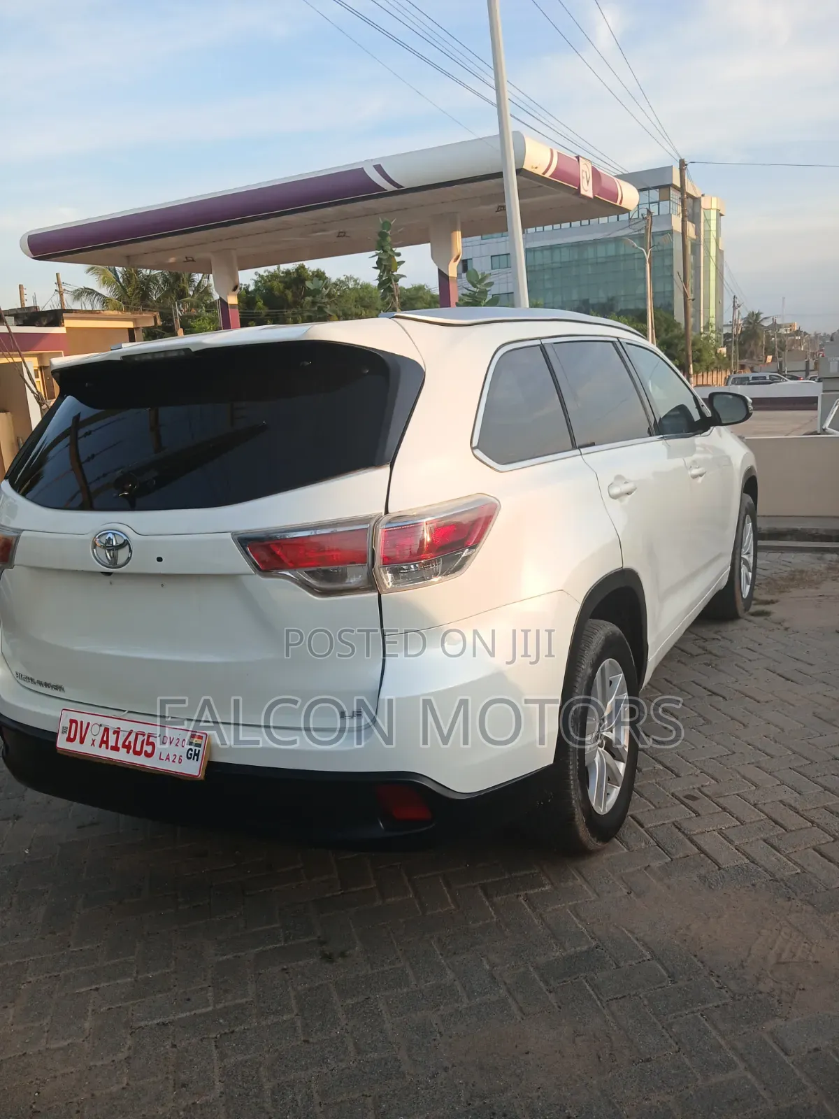 Toyota Highlander LE Plus 4dr SUV AWD (3.5L 6cyl 6A) 2015 White