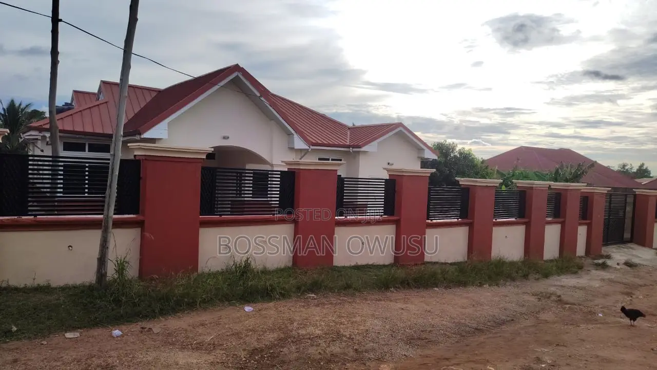 3bdrm House in Sepaase New Site, Atwima Nwabiagya for rent