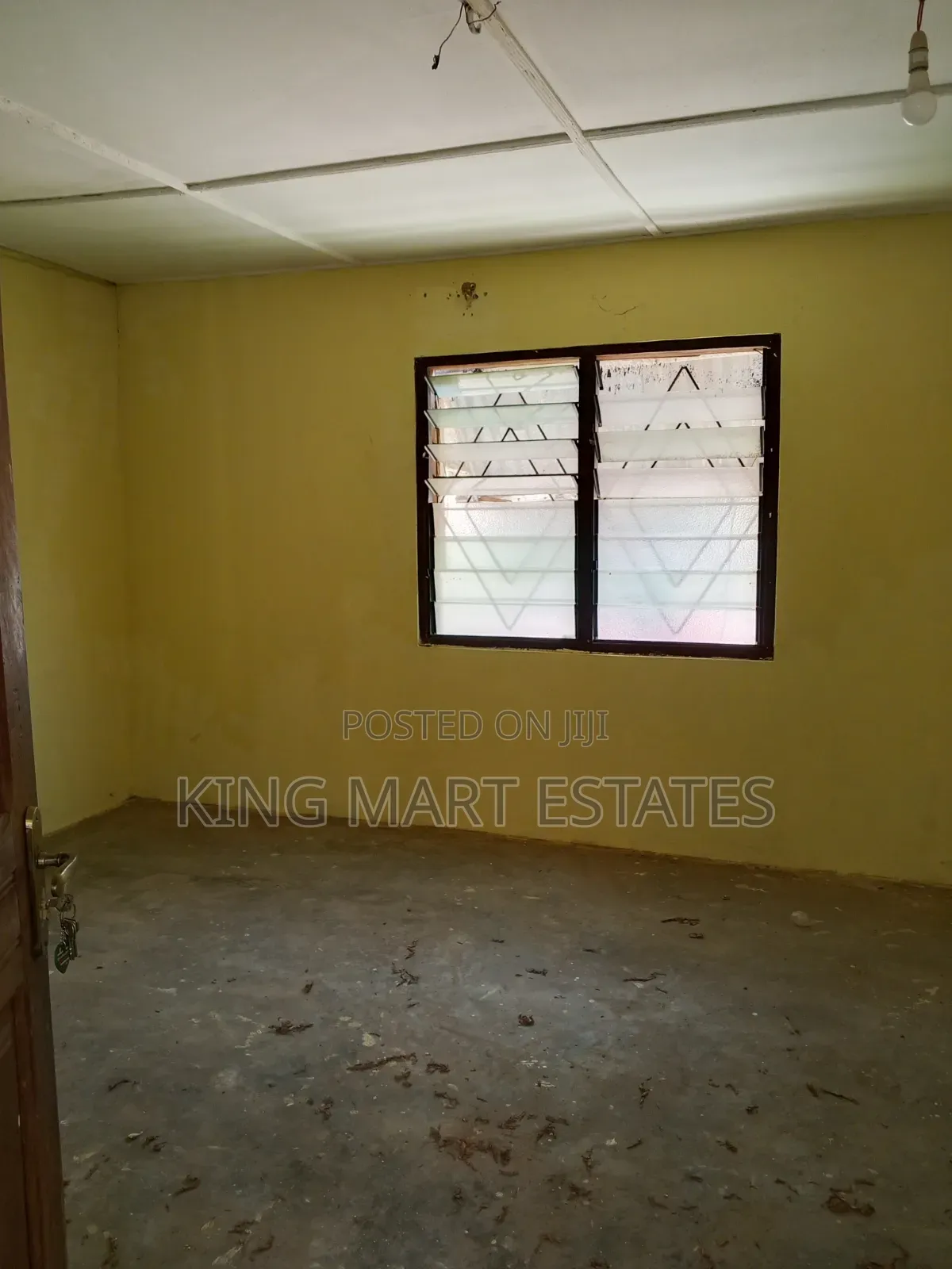 1bdrm Room & Parlour in Emena -Apemso, Near, Kumasi Metropolitan