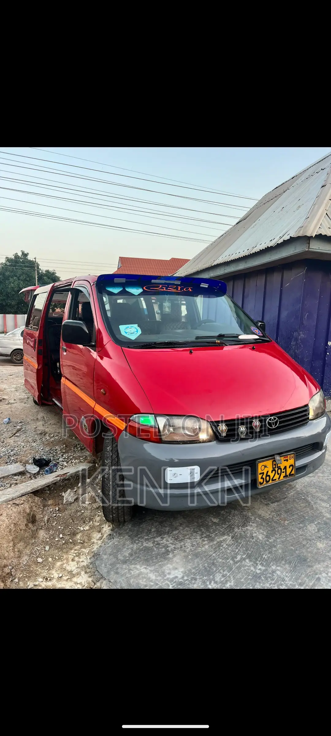 Toyota HiAce 2012 Red
