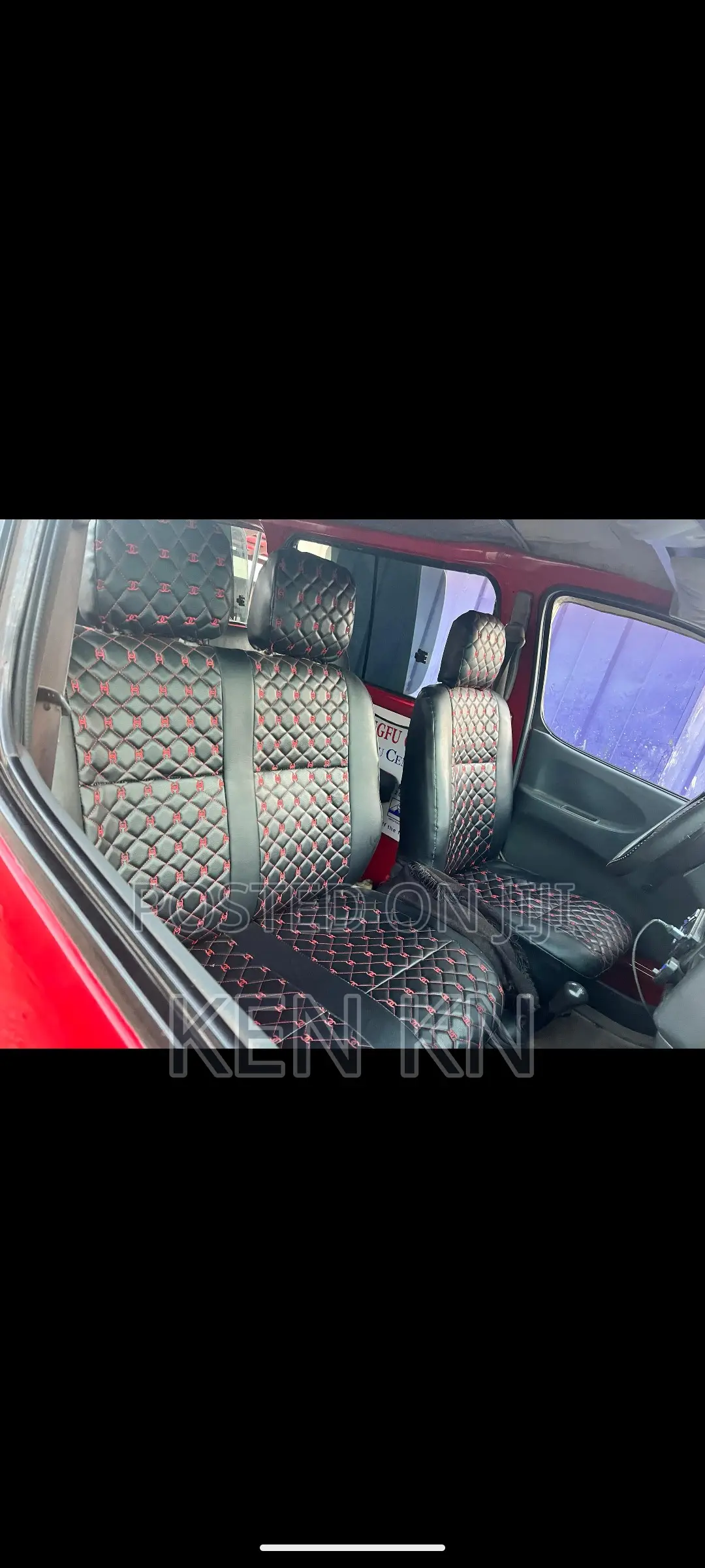 Toyota HiAce 2012 Red