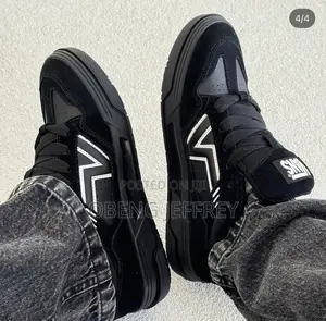 Original Vans Upland Black