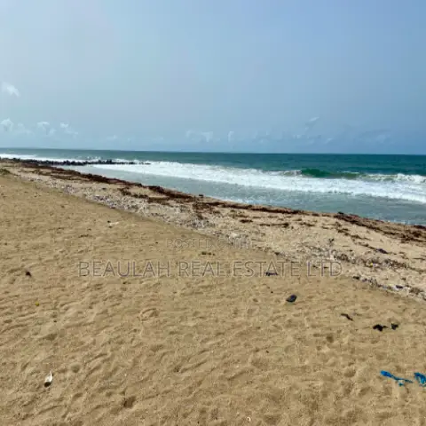 Beachfront Land for Sale in Ada Ocanseykope, Ada Foah