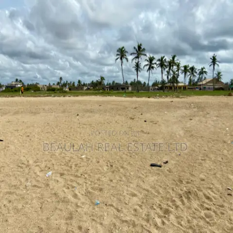 Beachfront Land for Sale in Ada Ocanseykope, Ada Foah