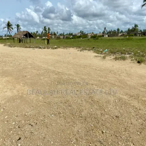 Beachfront Land for Sale in Ada Ocanseykope, Ada Foah