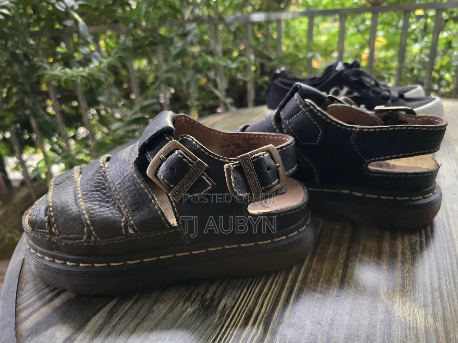 Dr Martens S