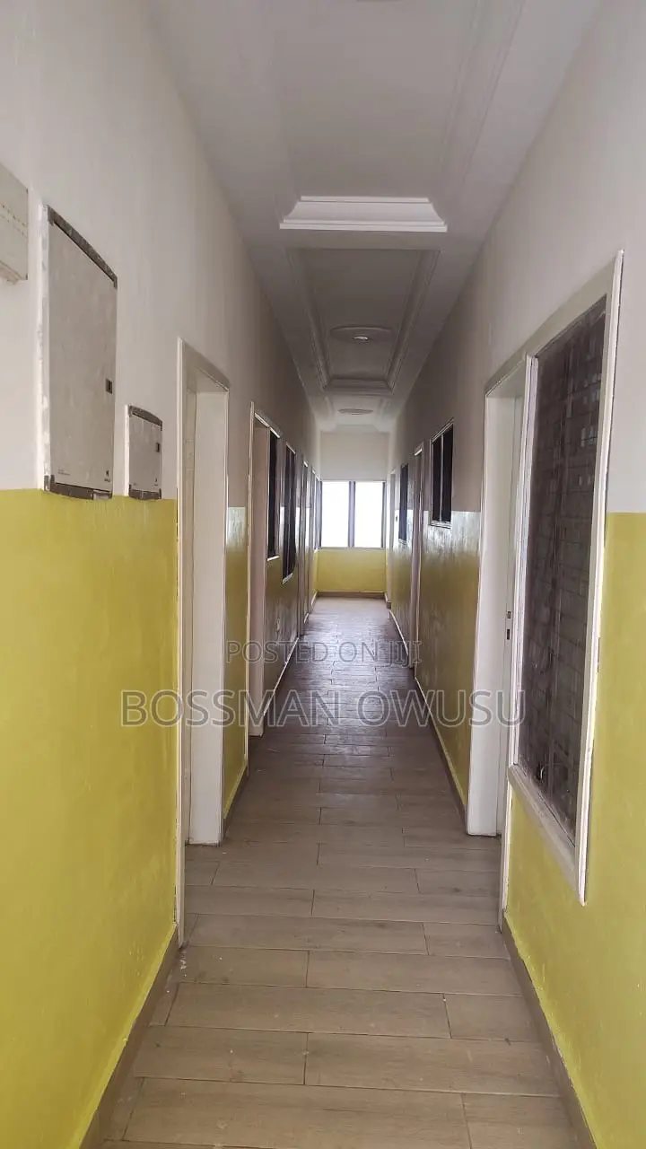 5bdrm House in A New House In, Atwima Nwabiagya for rent