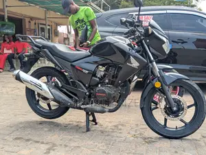 Honda CB 2022 Black
