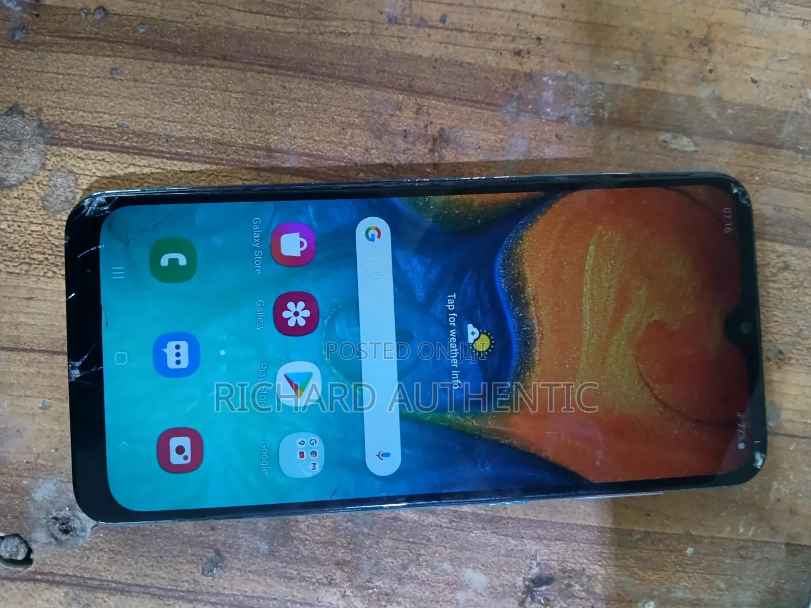 Samsung Galaxy A30 64 GB Blue