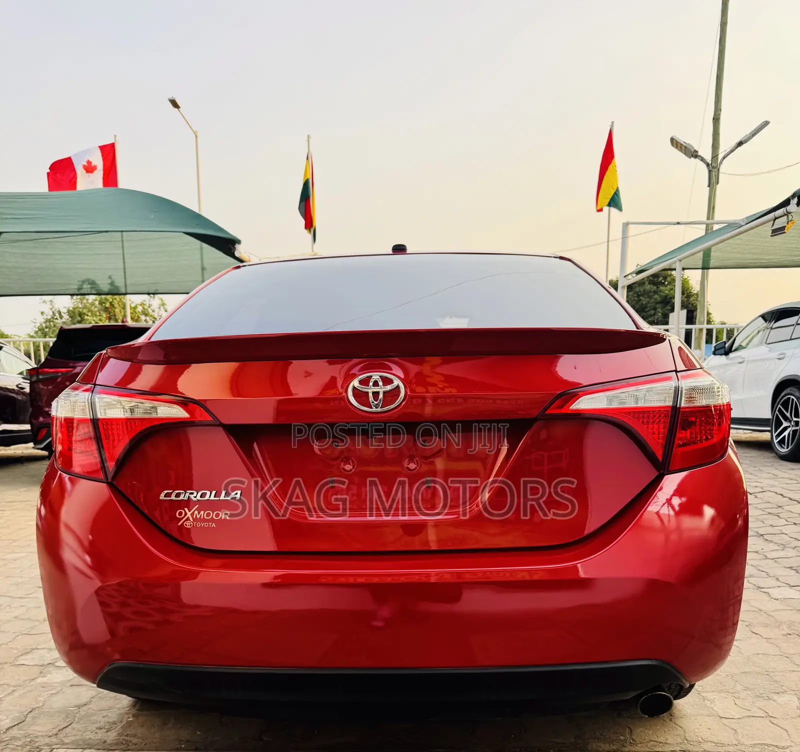Toyota Corolla LE Premium 4dr Sedan (1.8L 4cyl CVT) 2016 Red