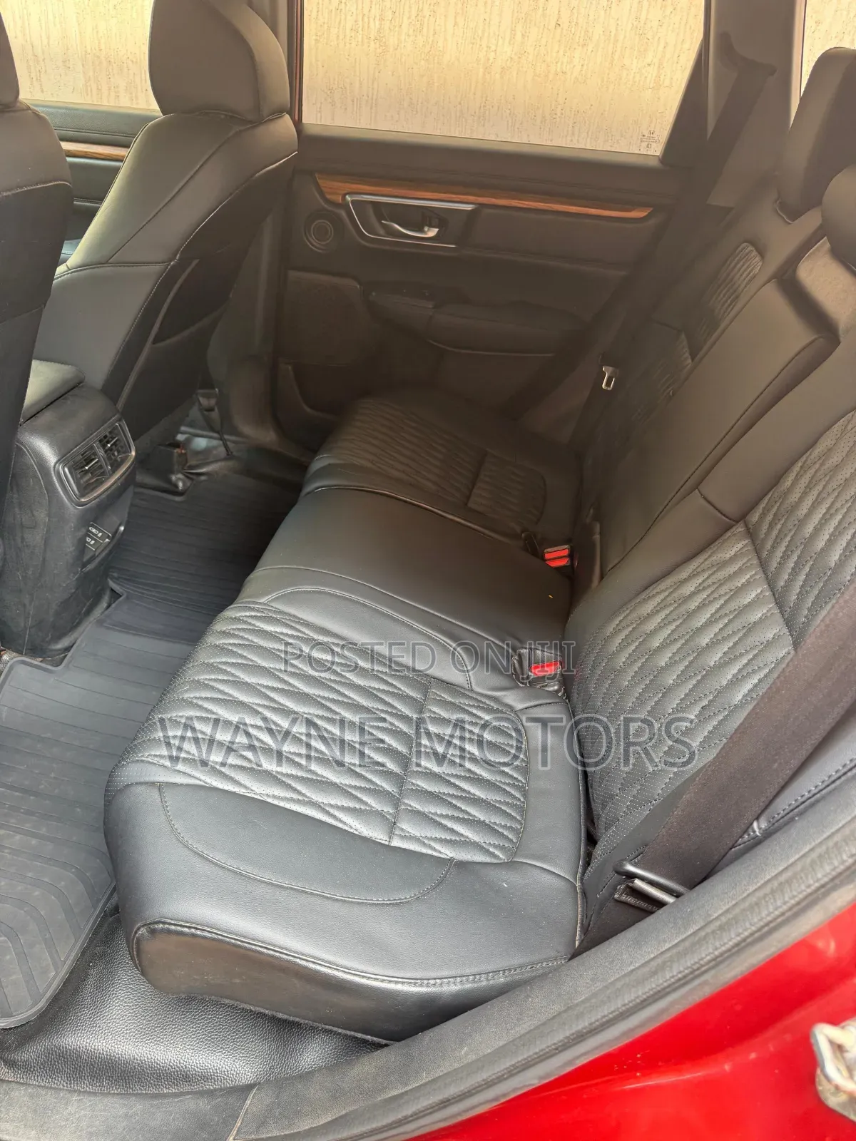 Honda CR-V Touring AWD 2018 Orange