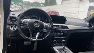 Mercedes-Benz C250 2014 White
