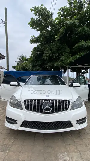 Mercedes-Benz C250 2014 White