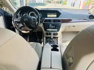 Mercedes-Benz C250 2013 Black