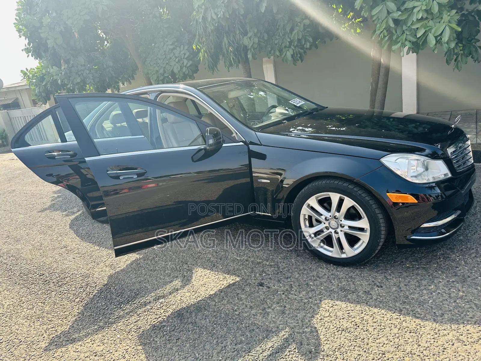 Mercedes-Benz C250 2013 Black