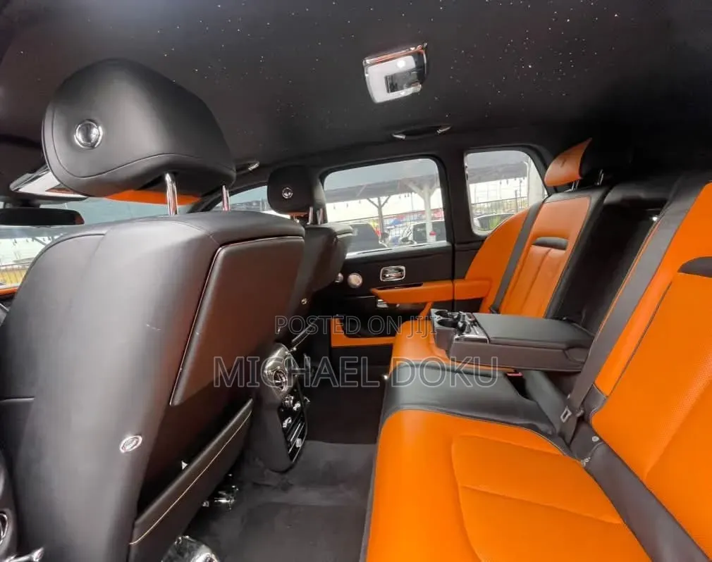 Rolls-Royce Cullinan Base 2020 Black