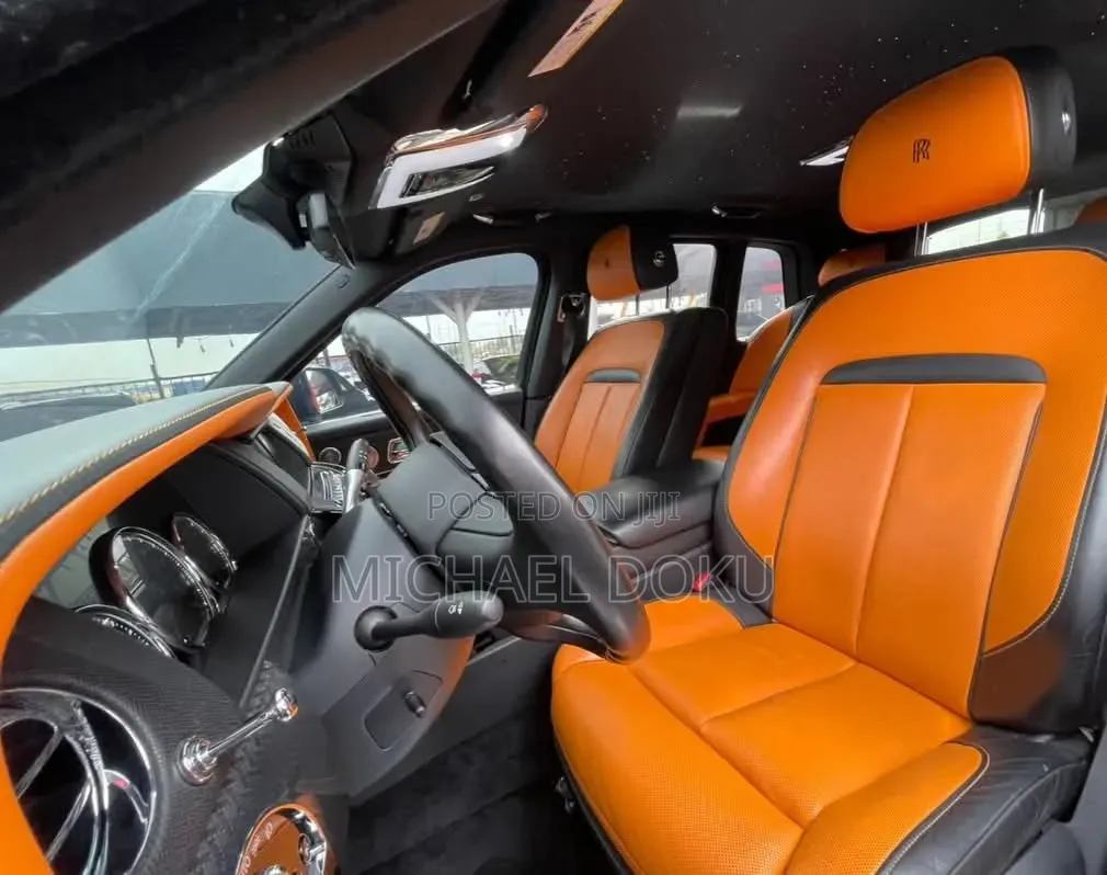 Rolls-Royce Cullinan Base 2020 Black