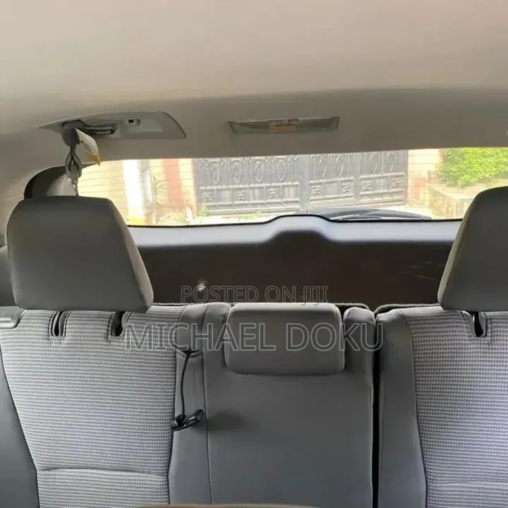 Toyota Highlander LE 2022 Silver