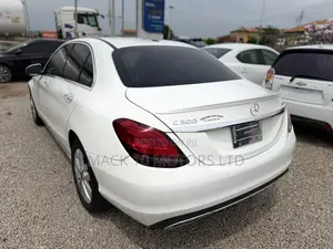 Mercedes-Benz C300 Base C300 AWD 4MATIC Sedan 2019 White