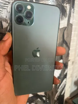 Apple iPhone 11 64 GB Silver