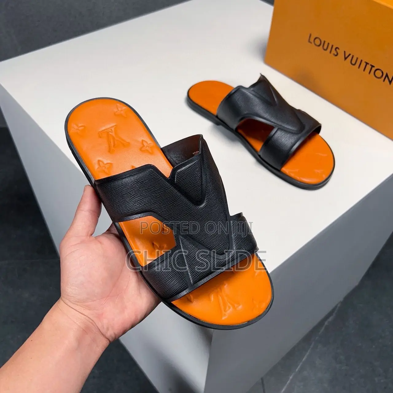 V -Cut Slides