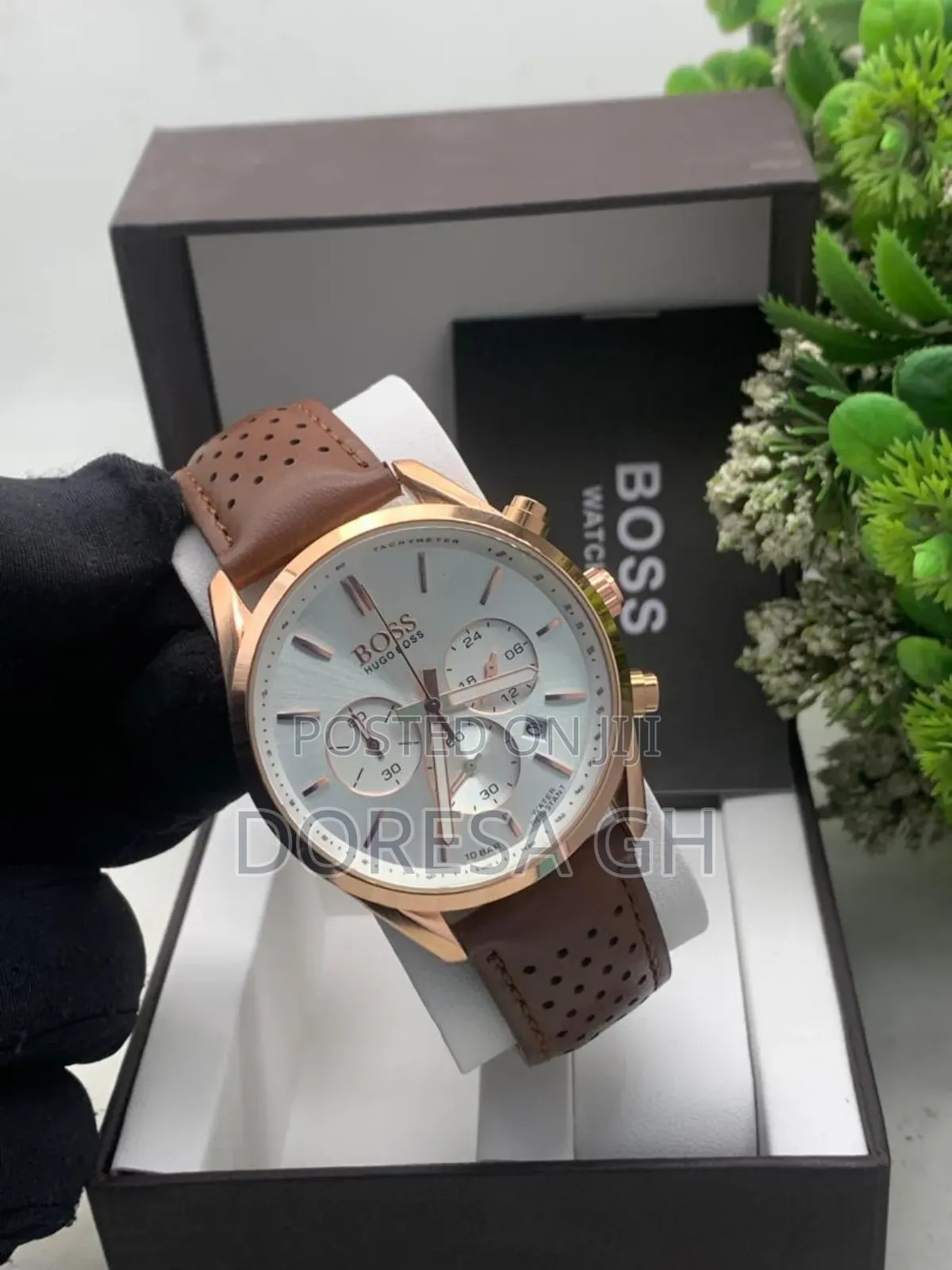 Boss Hugo Boss Chronograph Leather Watch for Men – Classic Wristwatch