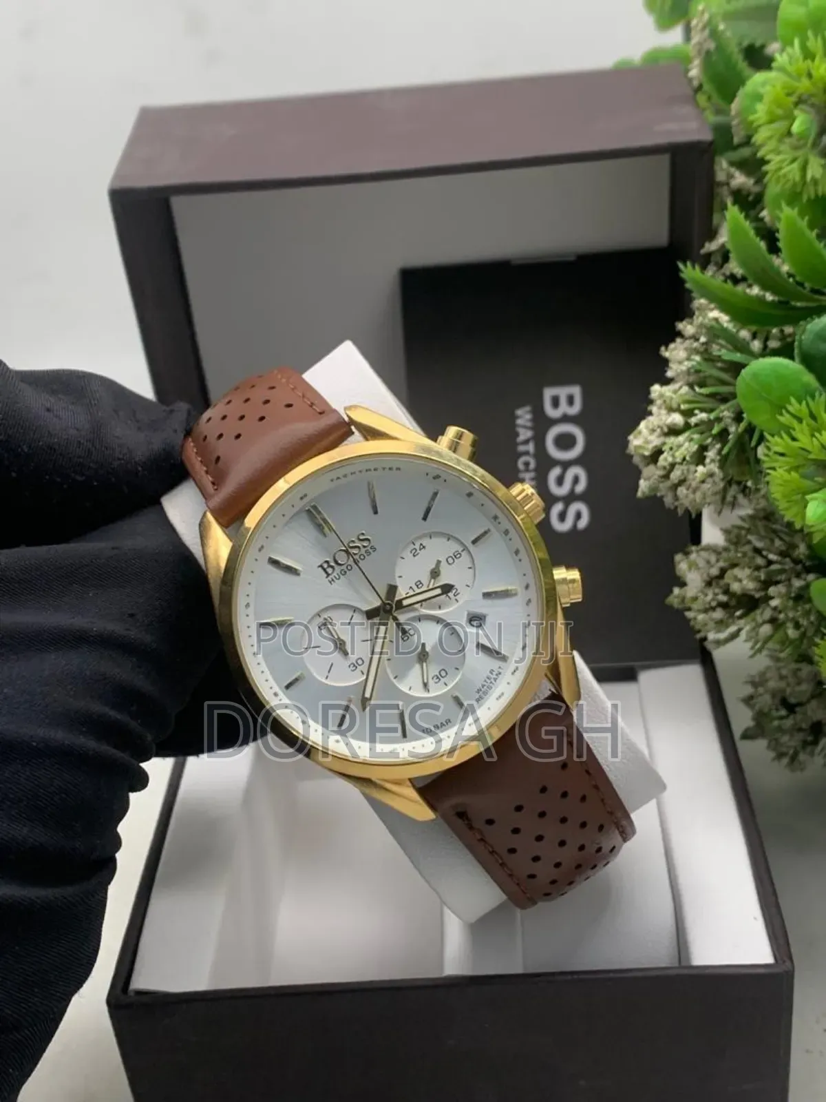Boss Hugo Boss Chronograph Leather Watch for Men – Classic Wristwatch