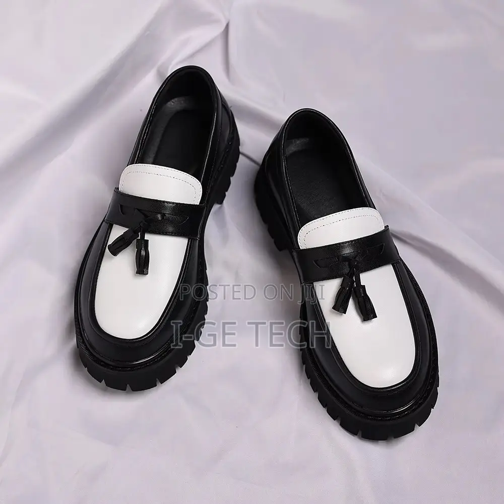 Men’S Black and White Tassel Loafers