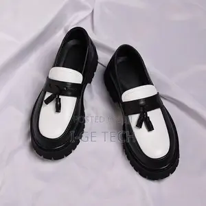 Men’S Black and White Tassel Loafers