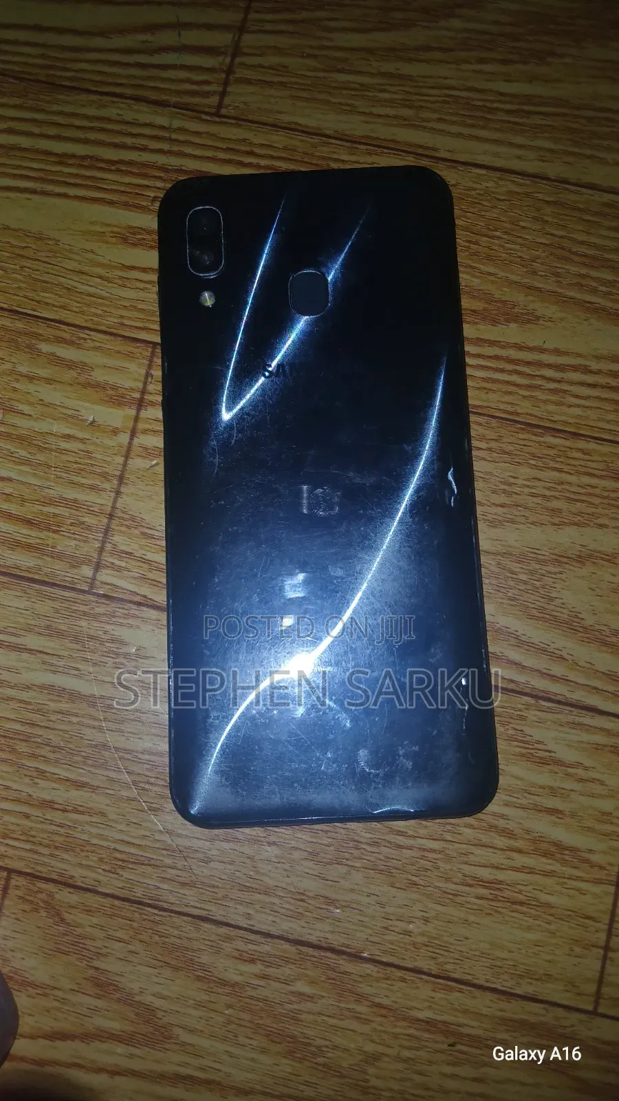 Samsung Galaxy A30 64 GB Black