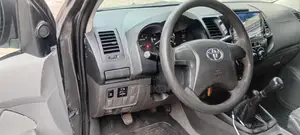 Toyota Hilux 3.0 D-4D 4x4 2013 Gray