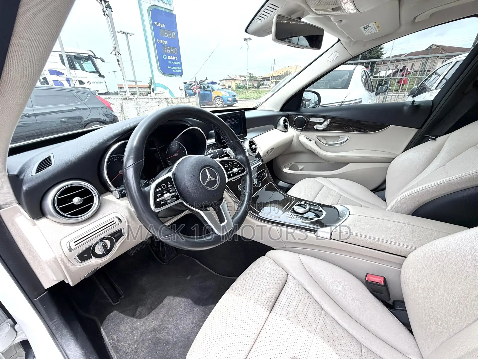 Mercedes-Benz C300 Base C300 AWD 4MATIC Sedan 2019 White