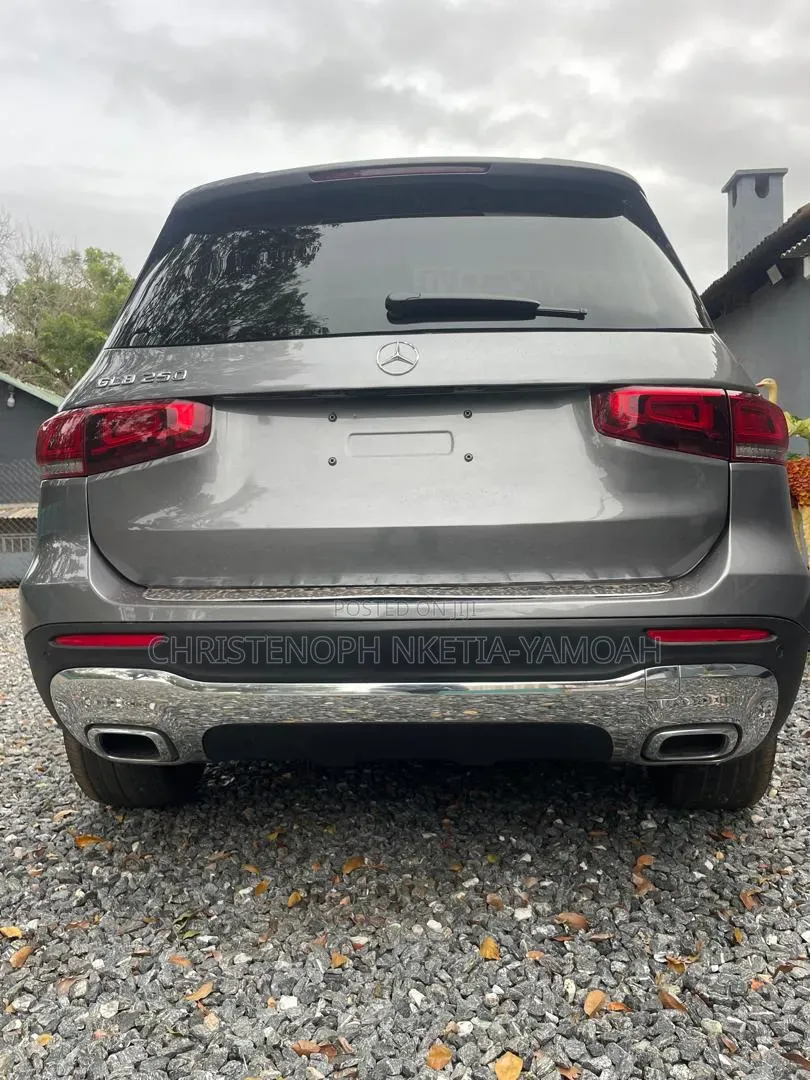 Mercedes-Benz GLB-Class 2020 Silver