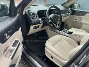 Mercedes-Benz GLB-Class 2020 Silver