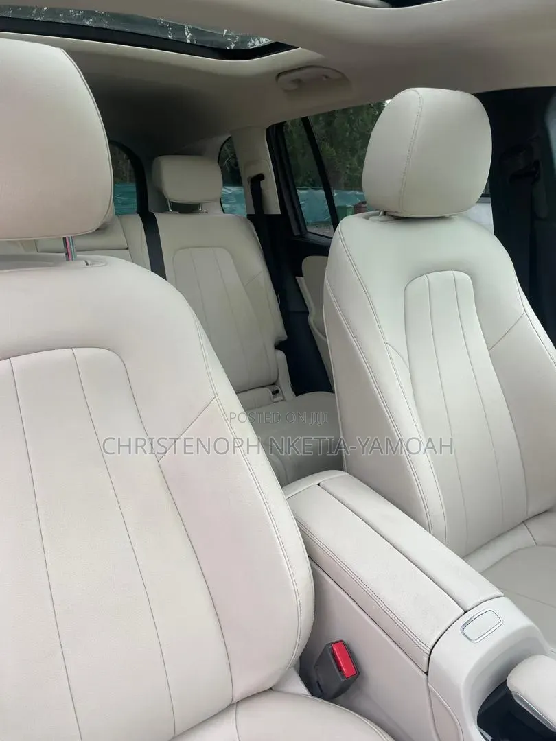 Mercedes-Benz GLB-Class 2020 Silver
