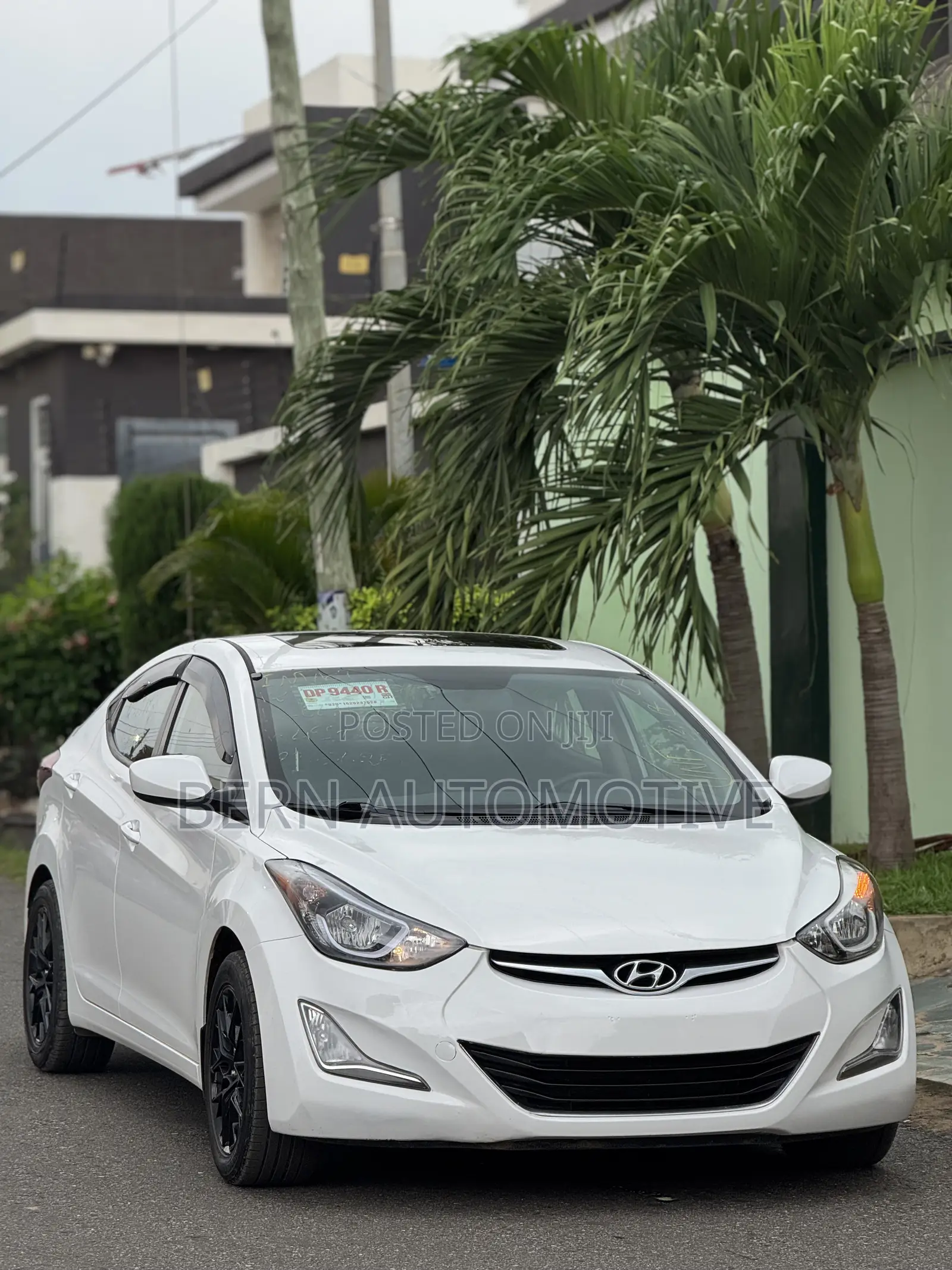 Hyundai Elantra Sport Sedan FWD (2.0L 4cyl 6A) 2016 White