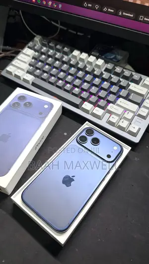 New Apple iPhone 17 Pro Max 512 GB Blue