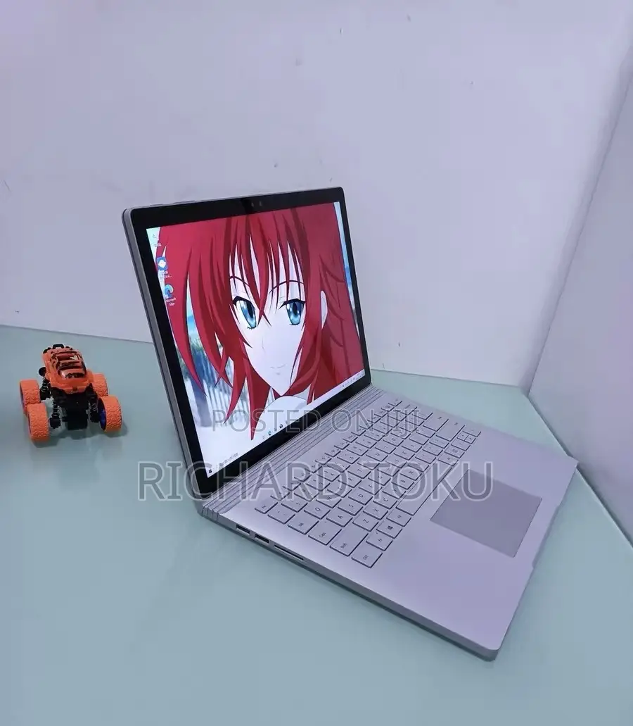 Laptop Microsoft Surface Book 2 16GB Intel Core i7 SSD 1T