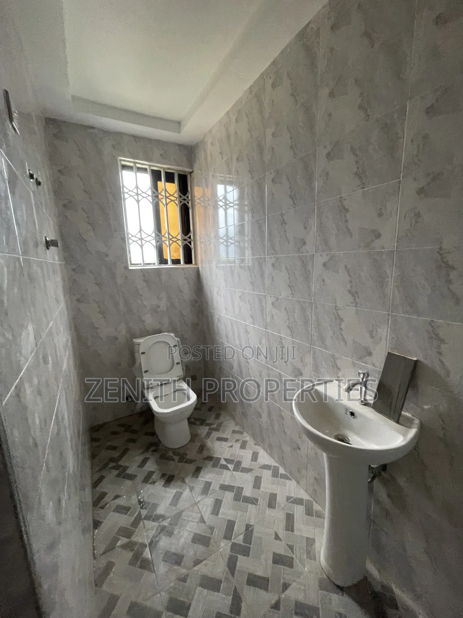 3bdrm Apartment in Zenith Properties, Old Barrier for rent