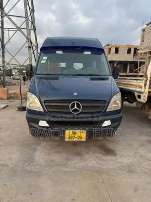 Mercedes-Benz Sprinter 2012 Blue