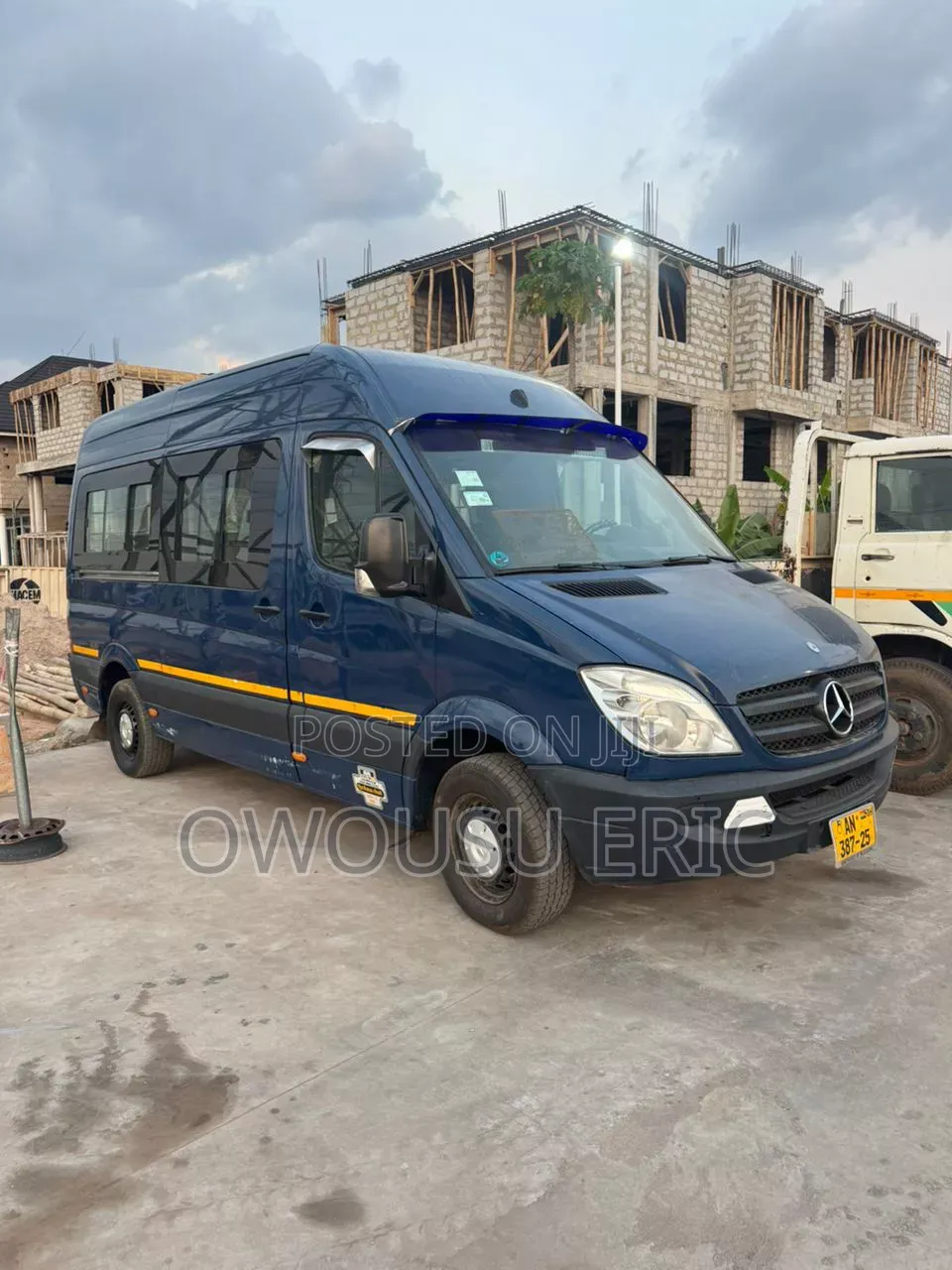Mercedes-Benz Sprinter 2012 Blue