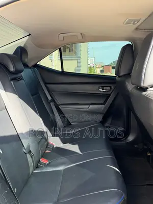 Toyota Corolla XSE (1.8L 4cyl 2A) 2018 Black