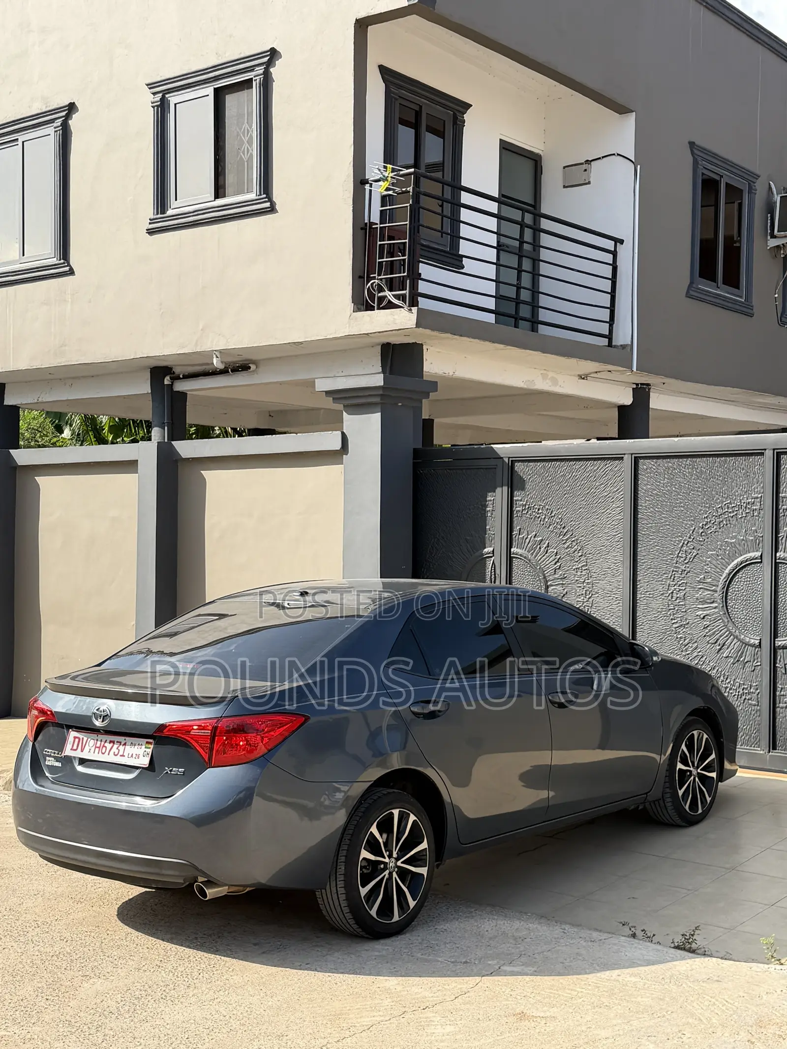 Toyota Corolla XSE (1.8L 4cyl 2A) 2018 Black